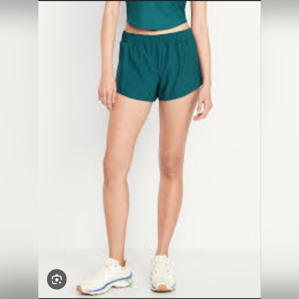 NWT Old Navy Teal Mid-Rise StretchTech Run Shorts -- 3-inch inseam Size Large
